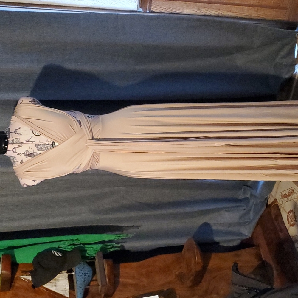 Henkaa Sakura Infinity dress